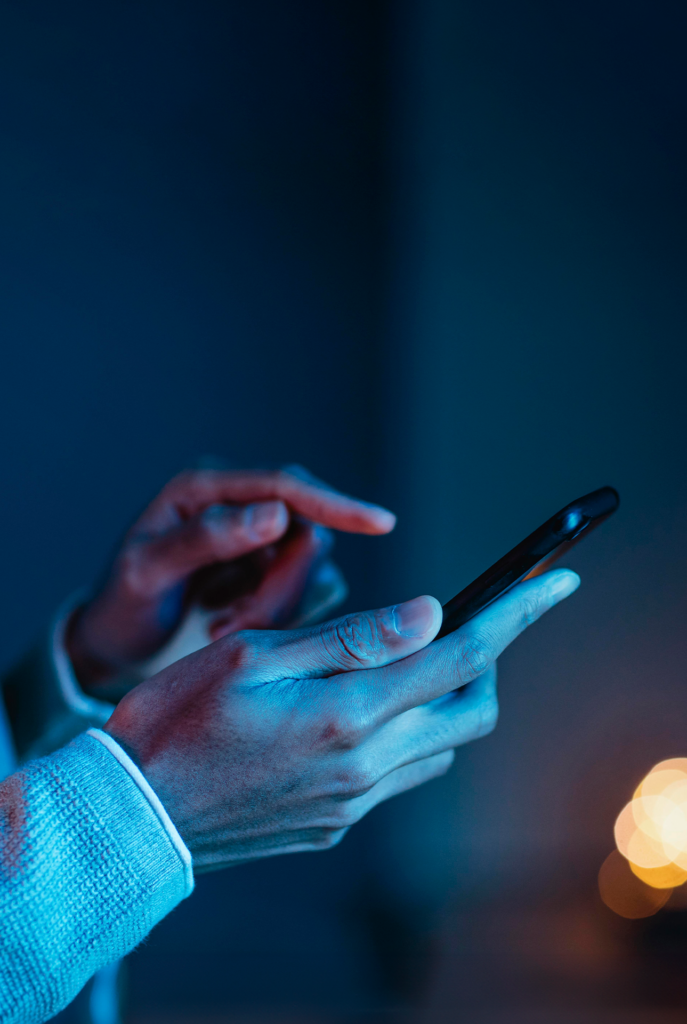 Social midia utilizando o celular